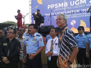 Monyet Serang Warga di Boyolali, Gubernur Ganjar: Mereka Kurang Makan