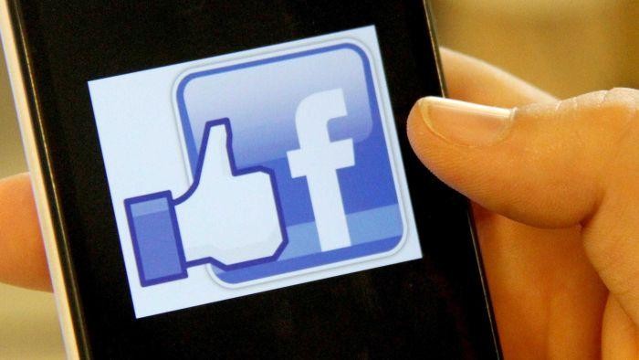 PNS Australia Bisa Terkena Tindakan Disiplin Bila Beri Like di FB