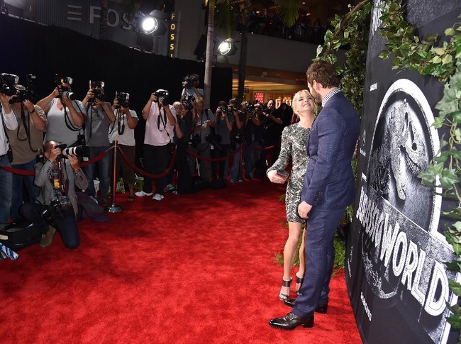 Sayang, bahtera rumah tangga mereka harus kandas di tengah jalan. “Saya dan Anna mengumumkan bahwa kami telah berpisah, tulis Chris di Facebook, Senin (7/8/2017). (Foto: Getty Images)