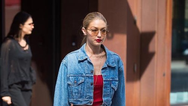 Foto: 7 Tips Pakai Jeans Agar Lebih Stylish ala Gigi Hadid