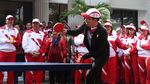 Melihat Keseruan Jokowi Main Tenis Meja