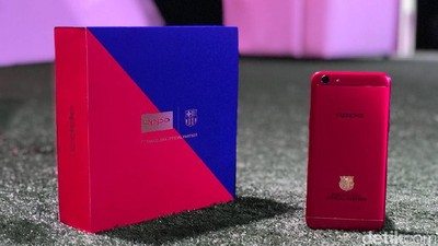 Ada Messi dan Suarez di Oppo F3 Berlapis Emas 18 Karat
