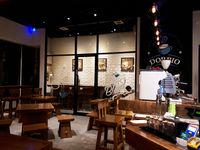 Doppio Coffee: Enaknya Menghirup Doppio Cube Beraroma Karamel Sambil Ngemil Risoles