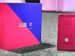 Ada Messi dan Suarez di Oppo F3 Berlapis Emas 18 Karat