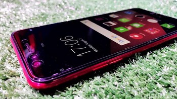 Dapur pacunya menggunakan prosesor octa core dan RAM 4 GB. (Foto: detikINET/Adi Fida Rahman)