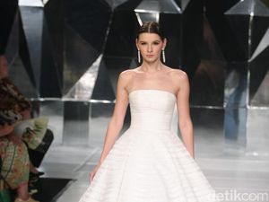 Foto: 25 koleksi Terbaru Busana Pengantin Hian Tjen