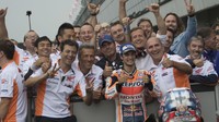 Pedrosa berhasil membuat Repsol Honda finis 1-2. Ini merupakan podium ke-150 sepanjang karier Pedrosa di balap motor grand prix. (Foto: Mirco Lazzari gp/Getty Images)
