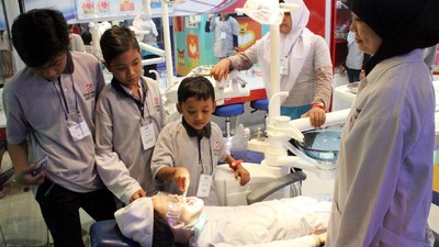 Bermain Sambil Belajar di KidZania