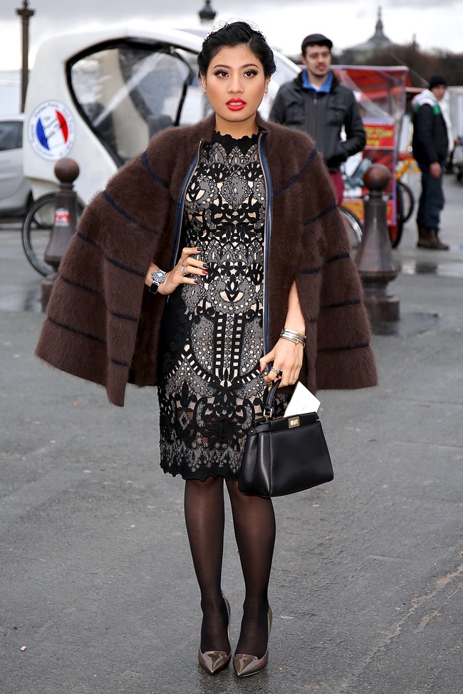 Gemerlap Paris Fashion Week tak pernah dilewatkan Sirivannavari Nariratana, putri Raja Thailand Vajiralongkorn. Berikut deretan gaya modis di hajatan mode terakbar itu. Foto: Getty Images
