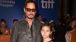 Aksi Anak Gadis Chris Cornell Nyanyikan Lagu untuk Mendiang Ayah