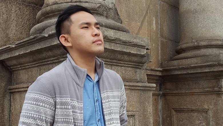 Kenalan dengan Ilustrator Sampul Harry Potter Versi Indonesia, Nicholas Filbert! Kenalan dengan Ilustrator Sampul Harry Potter Versi Indonesia, Nicholas Filbert!
