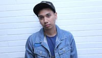 Rayi mengatakan, tak sekadar cantik, wanita yang ia pilih untuk masuk ke dalam video klipnya juga memiliki aura positif dan terlihat mandiri.  Foto: Asep Syaifullah