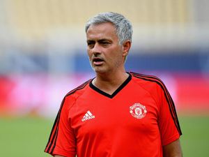 Mourinho: Ada Gap yang Jelas Antara Juara Liga Champions dan Juara Liga Europa
