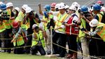 Foto: Tinjau Pembangunan SUGBK, Menpora Semringah Banget