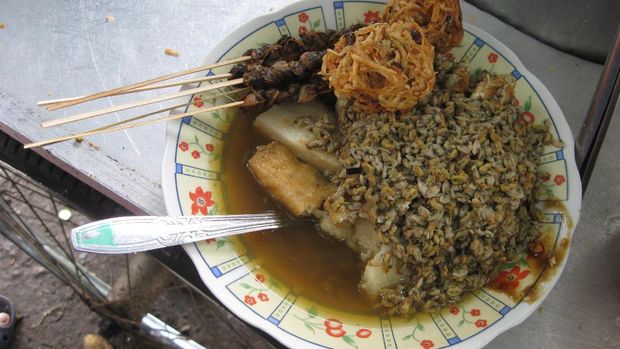 Makanan khas Jawa Timur.