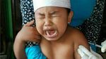 Foto: Ekspresi Bocah-bocah Saat Imunisasi Ini Jadi Meme Kocak!