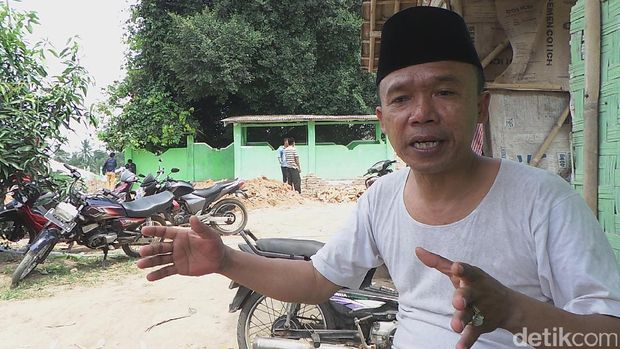  Ahmad saat berbincang dengan detikTravel (Bahtiar/detikTravel)