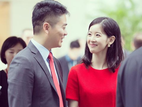 Hebat! Wanita Cantik Ini Jadi Miliarder Termuda di China