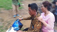 Susi saat kunjungan kerja ke Natuna. Foto: Eduardo Simorangkir/detikFinance