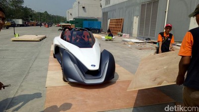 Mobil Listrik Keren Nissan Mendarat di Tangerang