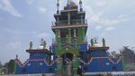 Foto: Masjid Kapal Bosok Serang yang Unik & Bikin Penasaran
