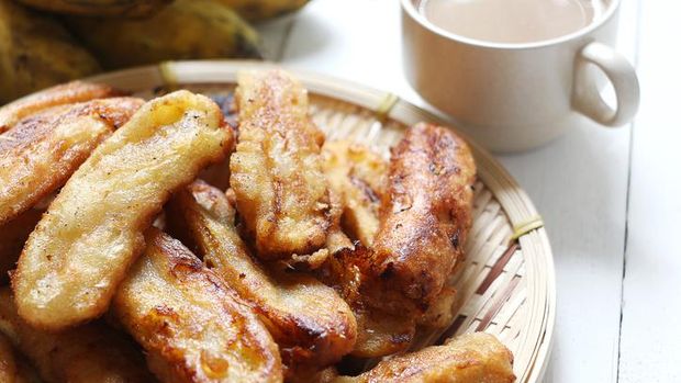 Popular snacks in southeast asia, banana fritters for breakfast or teabreak