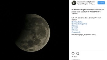 Pantauan netizen, sebagian wilayah bisa menikmatinya, sementara sebagian lain terhalang mendung. Foto: Instagram @mukhammadsigitkurniawan