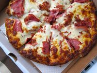Bikin Pizza Sendiri yang Super Praktis dan Enak