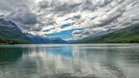 Di Taman Nasional Tierra del Fuego, Anda bisa trekking dan melihat Samudera Antartika dengan puas. Di seberang samuderanya ada Kutub Selatan (Thinkstock)