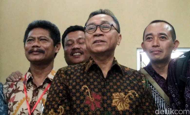 Baca Teks Proklamasi, Ketua MPR akan Pakai Baju Tradisional Lampung Baca Teks Proklamasi, Ketua MPR akan Pakai Baju Tradisional Lampung