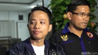 Pihak apartemen mengajukan beberapa persyaratan untuk kesepakatan damai, salah satunya dalah Acho diminta untuk minta maaf. Namun, hal ini dinilai Acho cukup berat baginya. (Foto: Mei Amelia/detikcom).