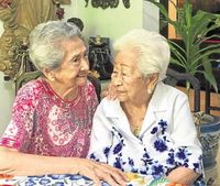 Friendship Goals, Dua Nenek-nenek Ini Sudah Berteman Selama 80 Tahun