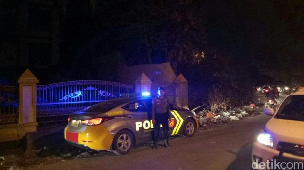 Rumah Kuning di Gowa yang Diisukan Berhantu Kembali Didatangi Warga