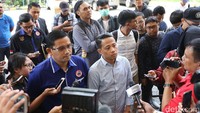 Sayangnya Acho memang sempat membuat tagar di Twitter dengan kata-kata maling yang membuat unsur pidana sang komedian terpenuhi. Foto: Hanif Hawari