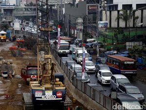 Rekayasa Lalin di Mampang Belum Bisa Urai Kemacetan