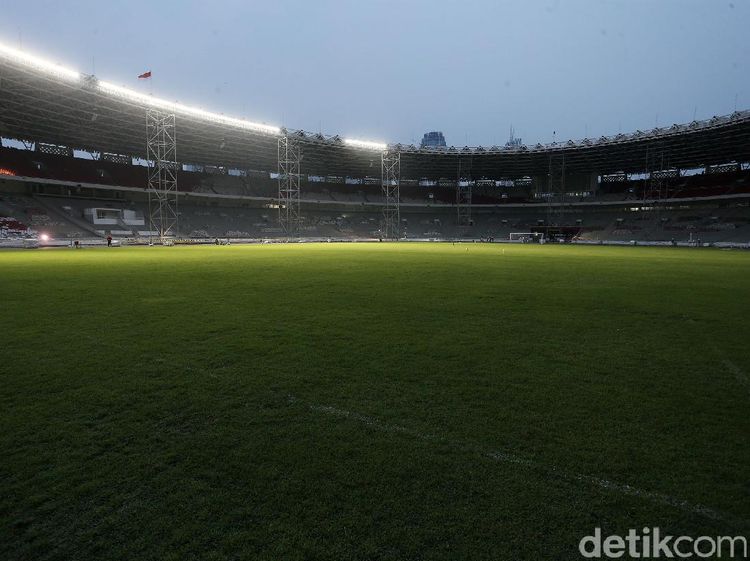 Foto: Kini Stadion GBK Dilengkapi Lampu Kelas Dunia