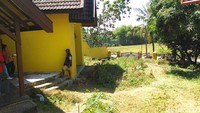 Rumah bercat kuning itu terletak di Jl M Yusuf Bauty, Kelurahan Paccinong, Kecamatan Somba Opu (Foto: Dok. Istimewa)