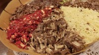 Nah, kalau bingung mau martabak rasa apa. Anda bisa memilih martabak dengan aneka rasa ini di Markobar. Pelengkap toppingnya mulai dari nutella, oreo, toblerone, green tea kit kat hingga ovomaltine. Hmm, enak! (Foto: Dok. detikFood)