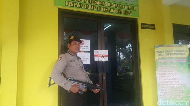 Kadis DPUPR Malang Bingung Ruang Bidang Cipta Karya Disegel KPK