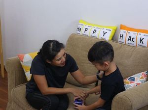 Menyikapi Anak yang Cemburu pada Calon Adiknya