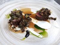 Sajian Mediterania Buatan Maggie Joan's Singapura Bisa Dicicipi di Sini