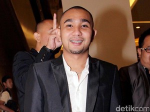 Sidang Cerai Perdana Enji eks Ayu Ting Ting dan Rosmaniza Digelar 16 Agustus
