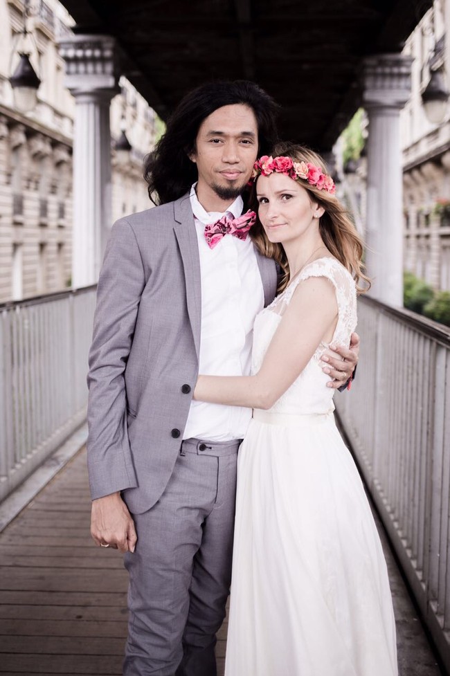 Awal ketemu kita untuk ngobrol harus buka Google Translate, karena awalnya dia tertarik sama saya menggunakan bahasa hati, setelah itu kita sama-sama belajar bahasa, Julie sekarang sudah mahir bahasa Indonesia, saya juga sudah bisa bahasa Prancis, ujar Ijal saat dihubungi Detikcom, Rabu (9/8/2017). Foto: Dok. Pribadi