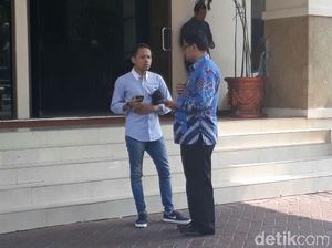 Temui Kajari Jakpus, Acho Minta Pelimpahan Berkas Tunggu Mediasi