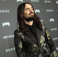 Rumah mode Gucci dengan otak kreatifnya, desainer Alessandro Michele, kembali menyuguhkan sebuah presentasi mode yang tak lazim di Milan Fashion Week. (Foto: Getty Images)