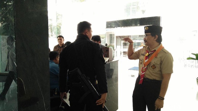 Adhyaksa Dault Temui Presiden Jokowi di Istana Adhyaksa Dault Temui Presiden Jokowi di Istana