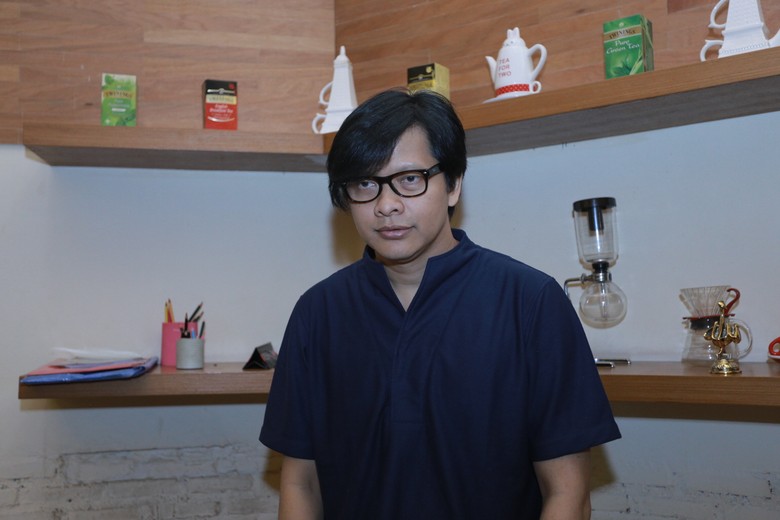 Armand Maulana Mengenang Saat GIGI Jumpai KH Ahmad Buchori Masruri Armand Maulana Mengenang Saat GIGI Jumpai KH Ahmad Buchori Masruri