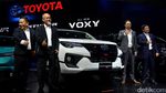 Foto: Toyota Luncurkan 2 Mobil Anyar Voxy dan Fortuner TRD