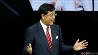 Presiden dan CEO Mitsubishi Motors Corporation Osamu Masuko, terlihat hadir dalam acara tersebut.