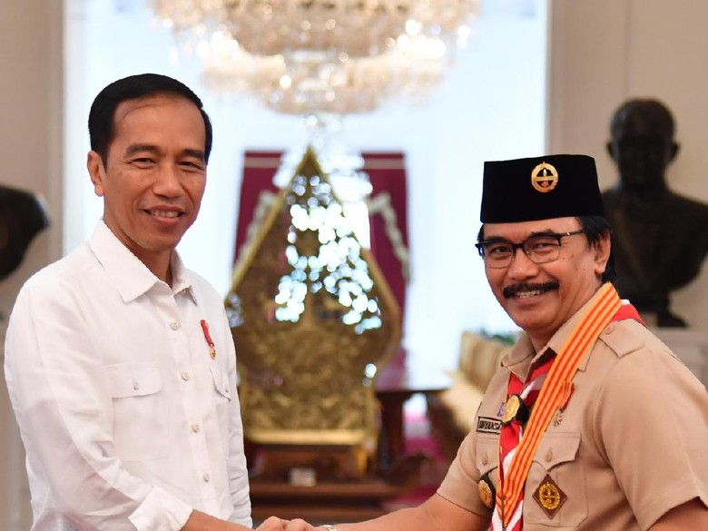 Klarifikasi soal HTI ke Presiden Jokowi, Adhyaksa: Sudah Clear Klarifikasi soal HTI ke Presiden Jokowi, Adhyaksa: Sudah Clear